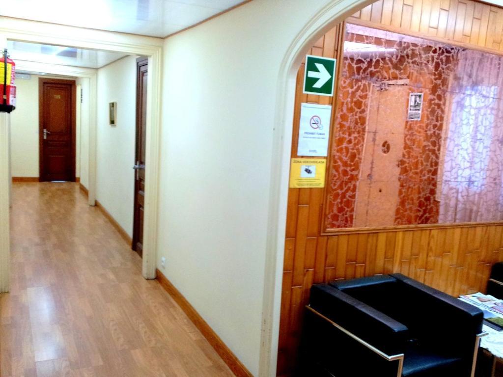 Hotel Toledano Ramblas Barcelona Luaran gambar